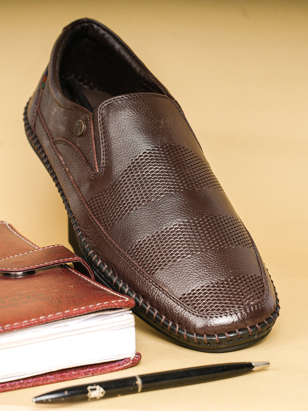 BUCKAROO Genuine Leather Casual Shoes for Men: APRILA Brown 45 11