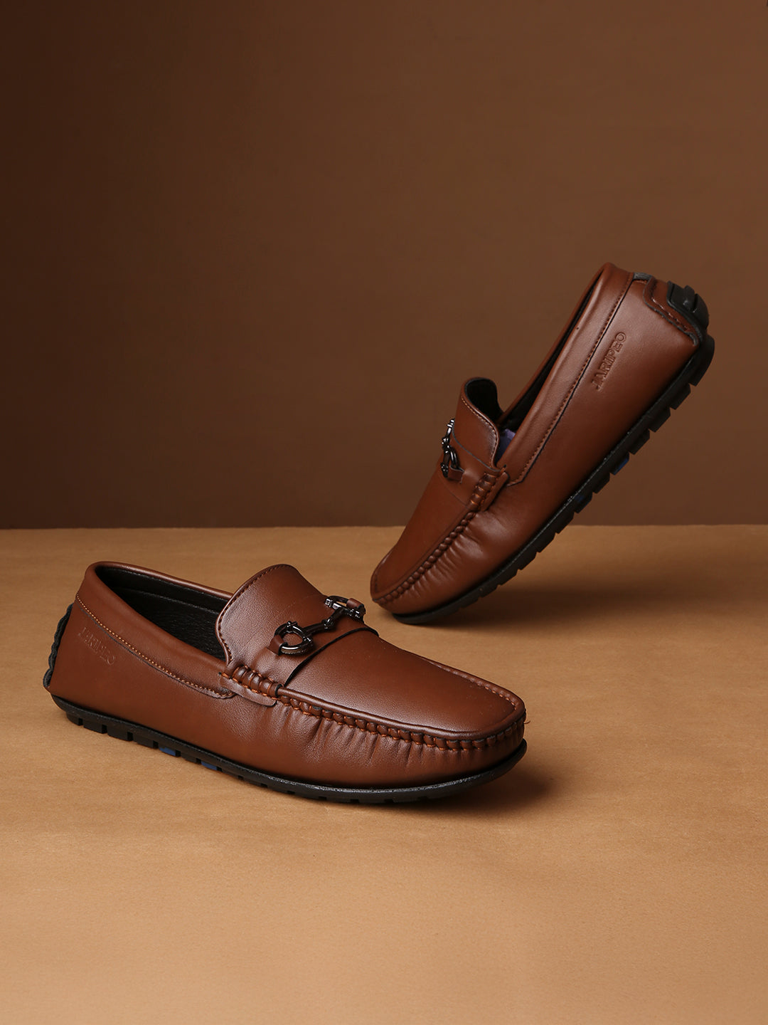 Jaripeo Vegan Leather Casual Loafer for Men: SOMBRA