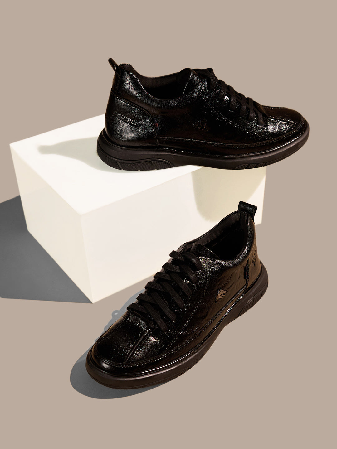 Jaripeo Vegan Leather Casual Shoes for Men: BRENNO