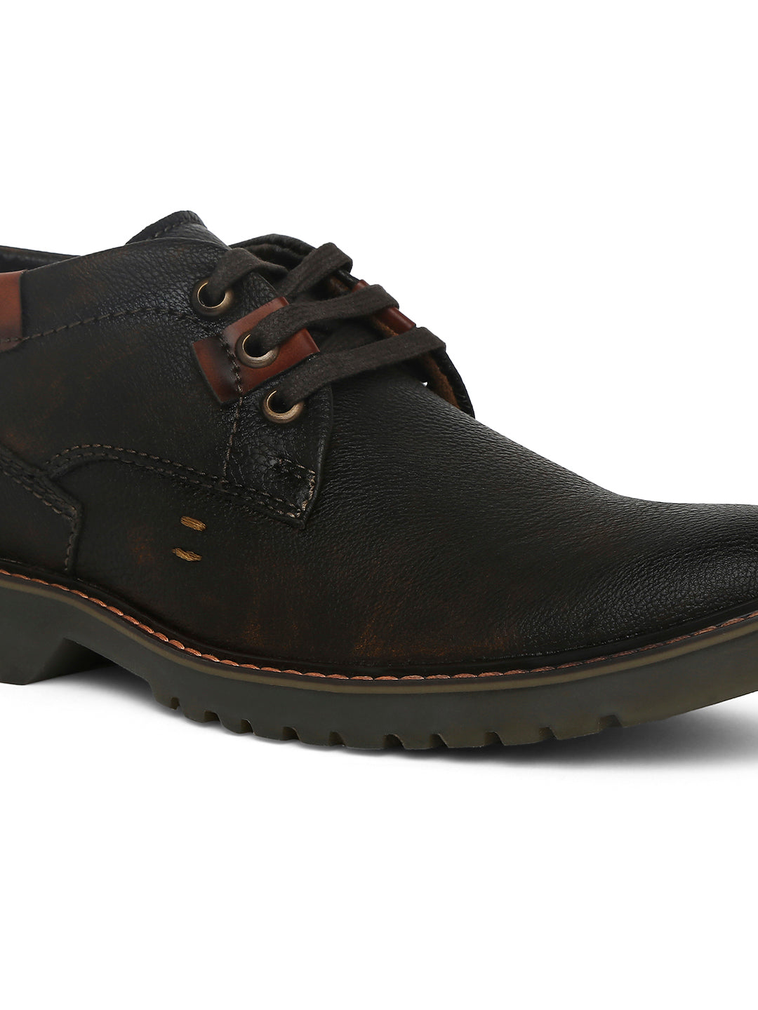 Jaripeo Vegan Leather Casual Shoes for Men: DELMAR